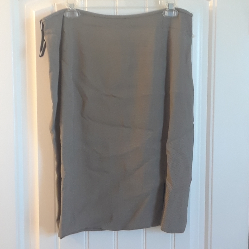 NWOT Casual Corner Skirt